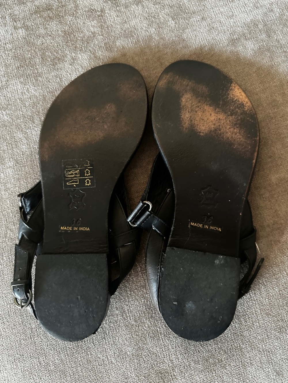 BARNEYS New York Black Woven Leather Thong Sandals RARE Size 36 US 6 - Picture 4 of 10